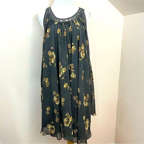 Free People Dresses & Skirts - Free People Floral Trapeze Swing Dress Gray Yellow M